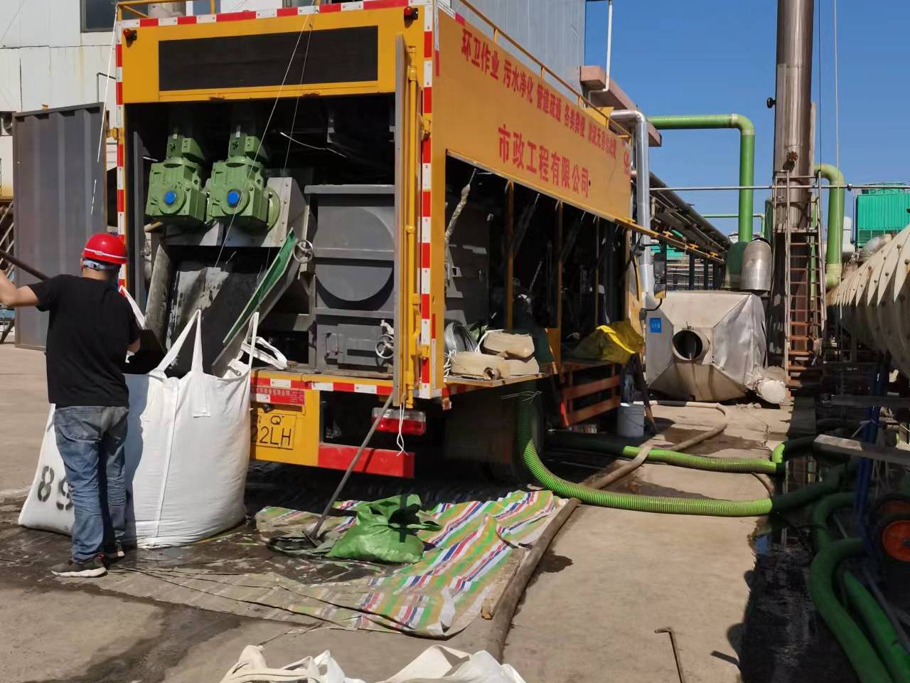 泽州淤泥压干处理